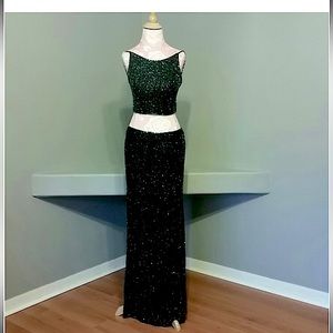 Black Gown with beading embroidery perfect for prom !